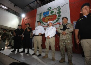 MINJUSDH, INPE, POLICÍA NACIONAL Y EJÉRCITO PERUANO EJECUTARON MEGAOPERATIVO SIMULTÁNEO EN DIVERSOS PENALES DE LIMA