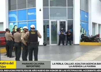 Callao: delincuentes armados asaltaron agencia bancaria en la avenida La Marina