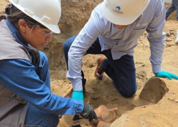 Hallan restos arqueológicos de unos dos mil años de antigüedad durante obras en el Callao