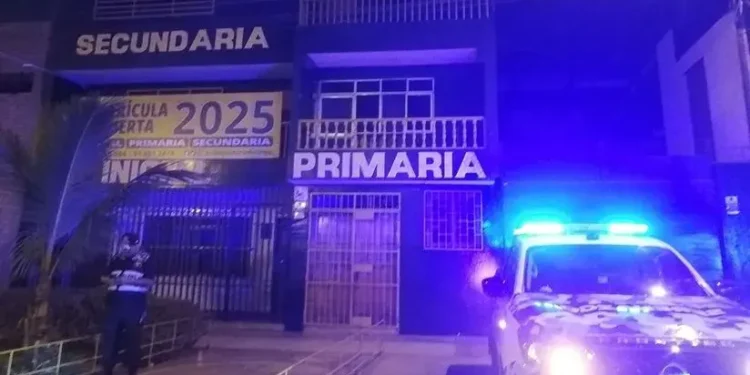 COMAS: FRUSTRAN ATENTADO CON EXPLOSIVOS CONTRA COLEGIO Y RETIENEN A ADOLESCENTE
