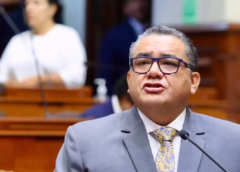 CENSURAN A JUAN JOSÉ SANTIVÁÑEZ: DINA BOLUARTE TIENE 72 HORAS PARA NOMBRAR A UN NUEVO MINISTRO DEL INTERIOR