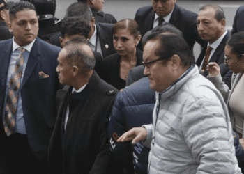 PATRICIA BENAVIDES LLEGA A LA SEDE DE FISCALÍA TRAS SER REPUESTA EN EL CARGO POR LA JNJ