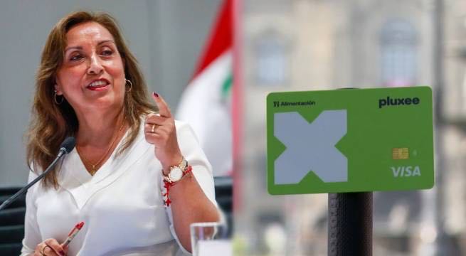 “TARJETAZO PRESIDENCIAL”: DINA BOLUARTE RECIBE S/5 MIL MENSUALES PARA GASTOS DE ALIMENTACIÓN PERSONAL Y FAMILIAR