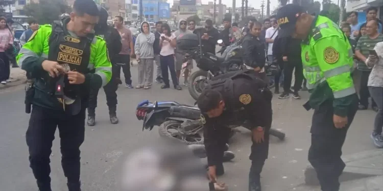 Los Olivos en emergencia: asesinan a motorizado extranjero frente al Mercado Productores de Lima